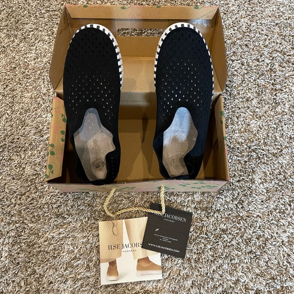 Ilse Jacobsen Tulip 139 in Black - Picture 3 of 7